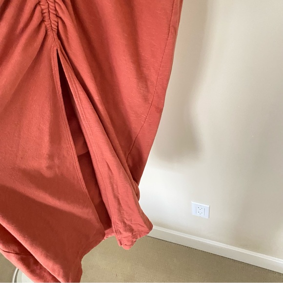 SUNDRY Coral Ruched Halter Slit MIDI Dress - Picture 5 of 11